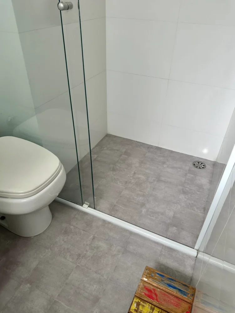 Adesivo de Piso Argon